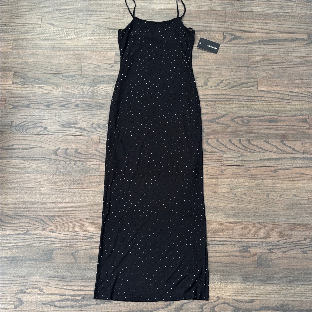 Elegant Black Dress with Sparkle